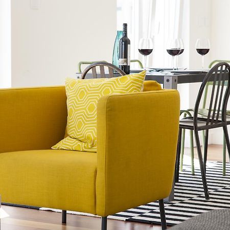 Joivy Joyful 2Br Apt With Terrace Nearby Sao Bento Palace Lisboa Exteriör bild