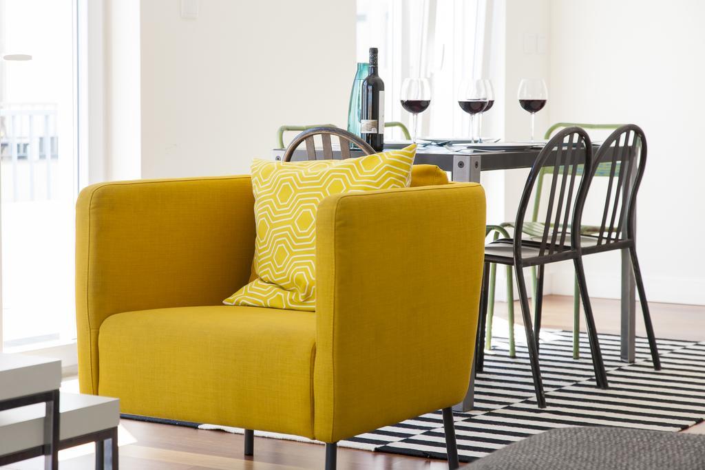 Joivy Joyful 2Br Apt With Terrace Nearby Sao Bento Palace Lisboa Exteriör bild