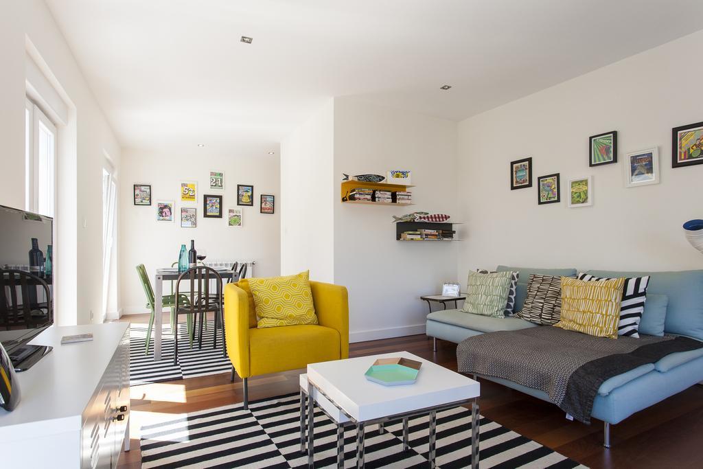 Joivy Joyful 2Br Apt With Terrace Nearby Sao Bento Palace Lisboa Exteriör bild